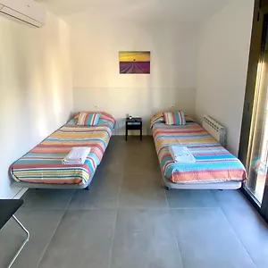 hostal-la-masia-manresa.catalonia-hotels.com/
